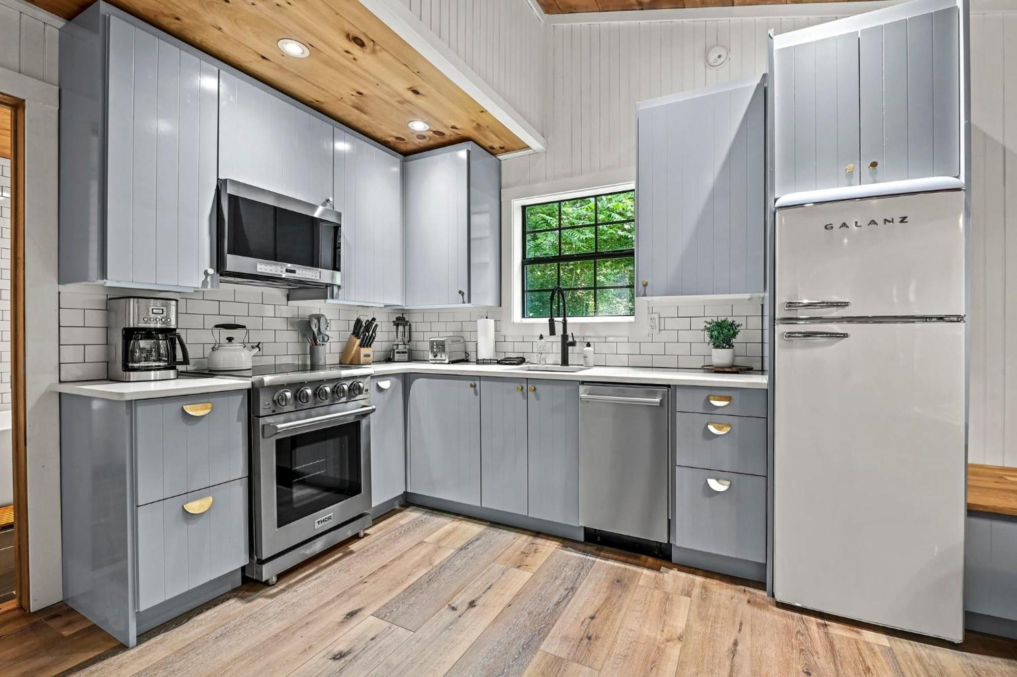 Smoky Mountains Hut Tub Cabin Dog Friendly 세비어빌 외부 사진